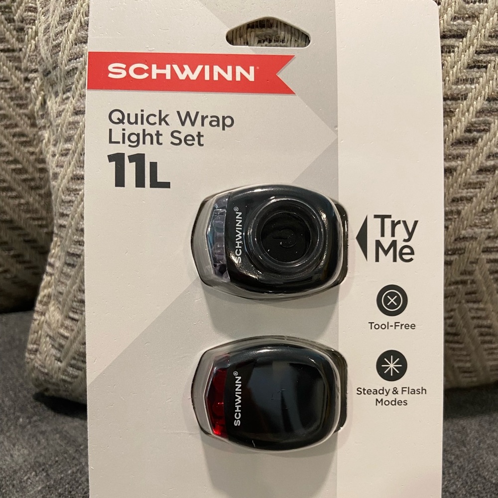 3 BRAND NEW/SEALED double packs of SCHWINN Quick wrap Light set 11L